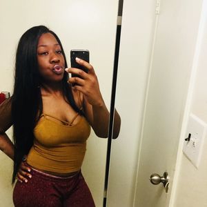 Meet your Posher, Caprice